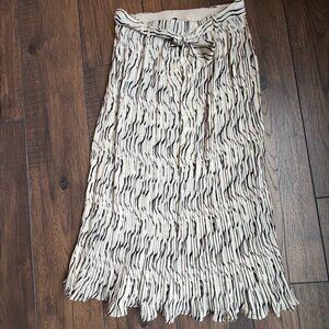 Alice Blue Chic Stylish Ivory & Black Pleated Pull-On Belted Midi Skirt Medium